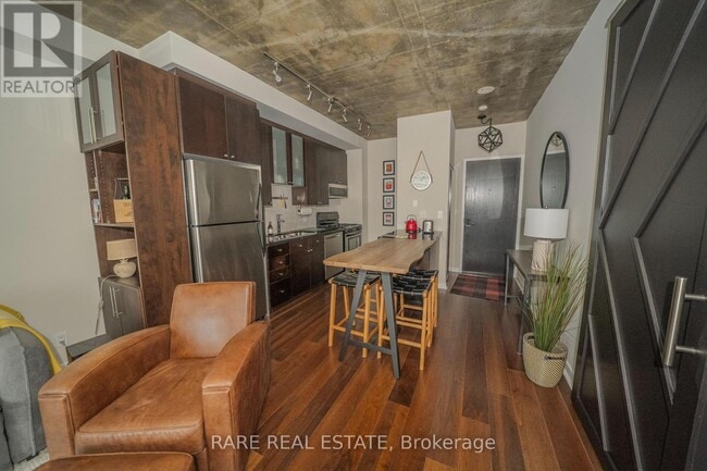 Building Photo - 1 Shaw St