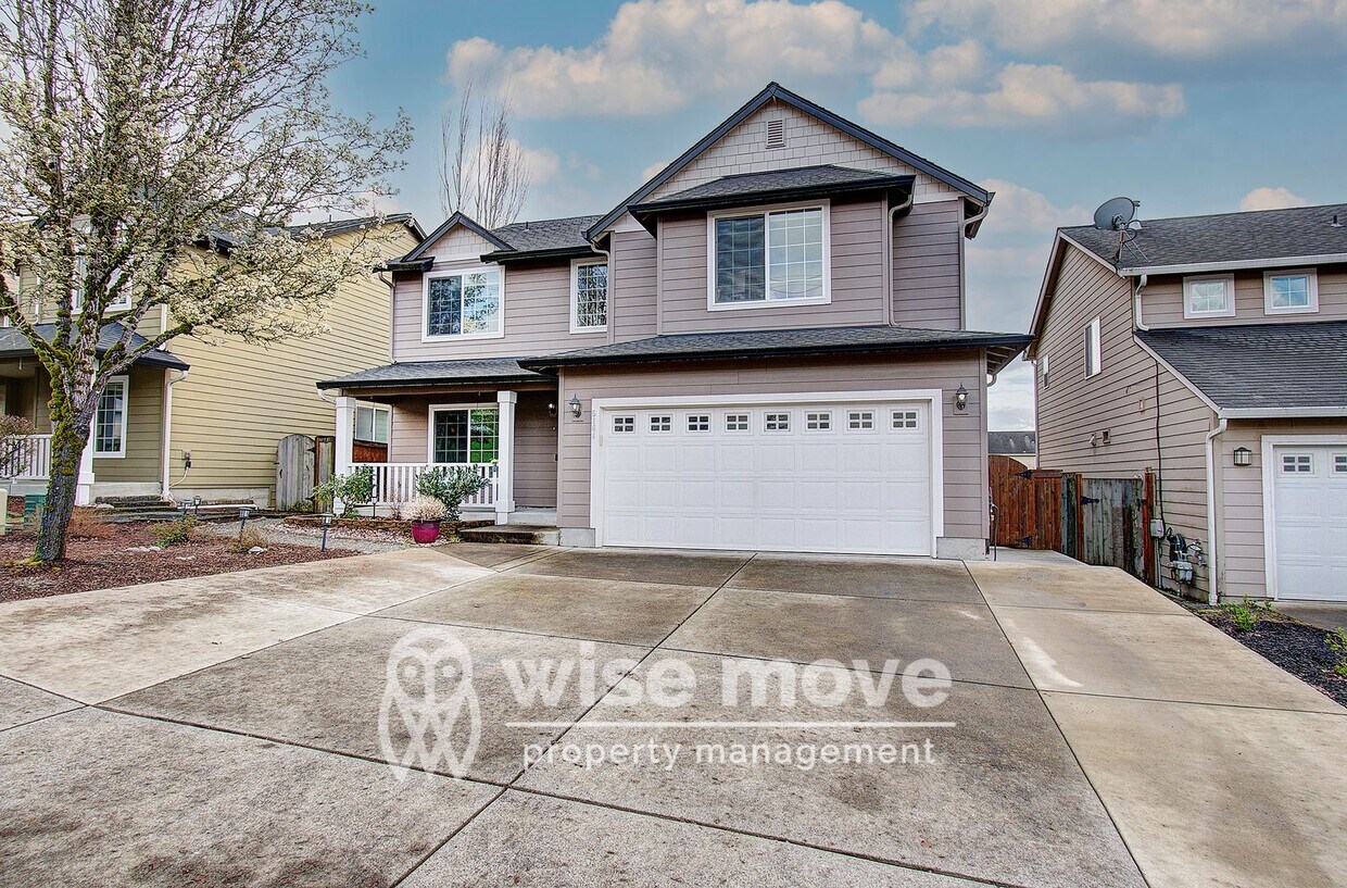 Primary Photo - Washougal- 4 Bedroom Home- Apply today!