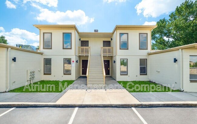Building Photo - 401 W Florida Ave