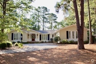 Building Photo - 940 St Andrews Dr
