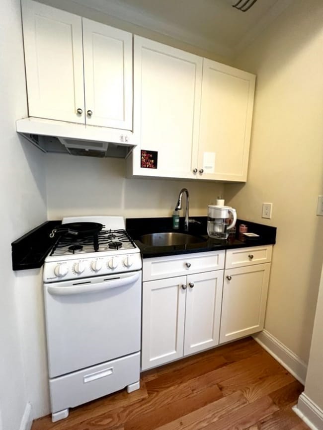 Building Photo - 219 Commonwealth Ave