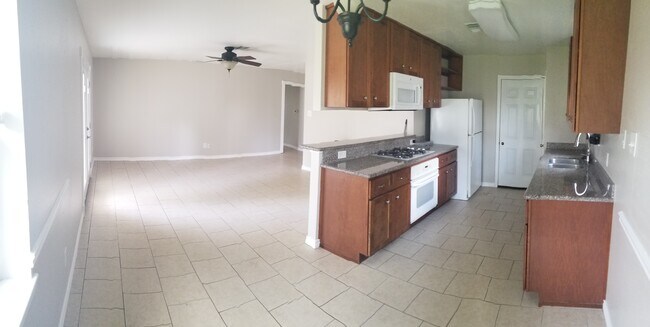 Foto del edificio - 4433 College Park Dr