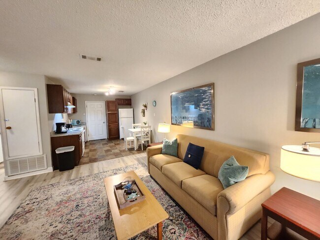 Foto del edificio - 3785 Nobles St