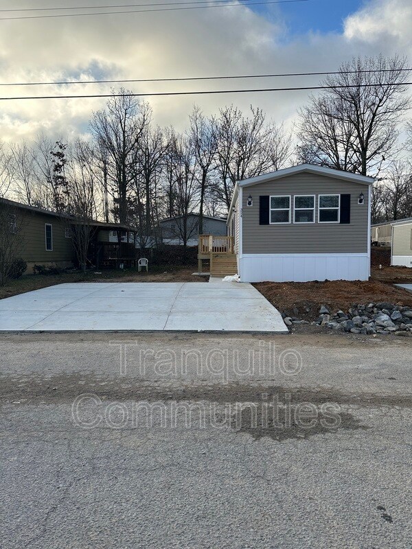 324 Hester Dr, Dickson, TN 37055 House Rental in Dickson, TN