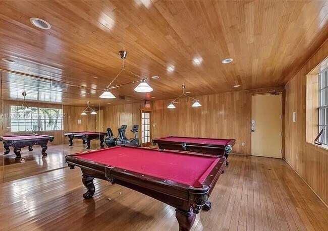 Foto del edificio - 2880 N Oakland Forest Dr