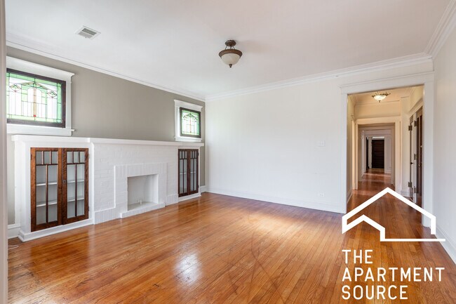 Foto del edificio - 4936 N Talman Ave