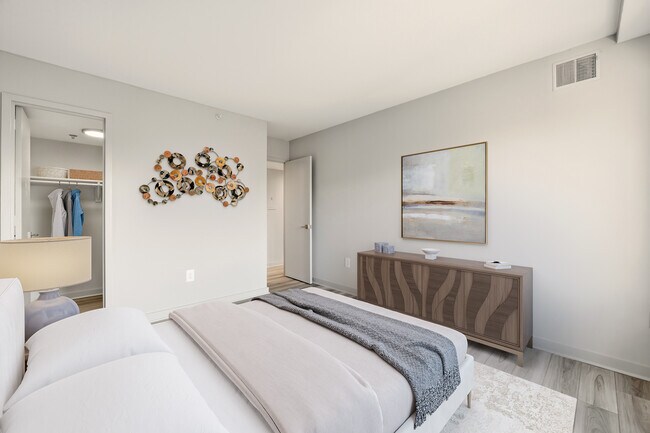 Foto del edificio - Cortland Landmark