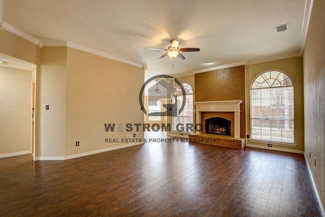 Building Photo - 909 Mallard Way