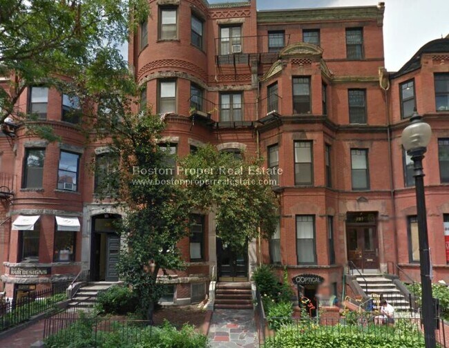 Building Photo - 289 Newbury St