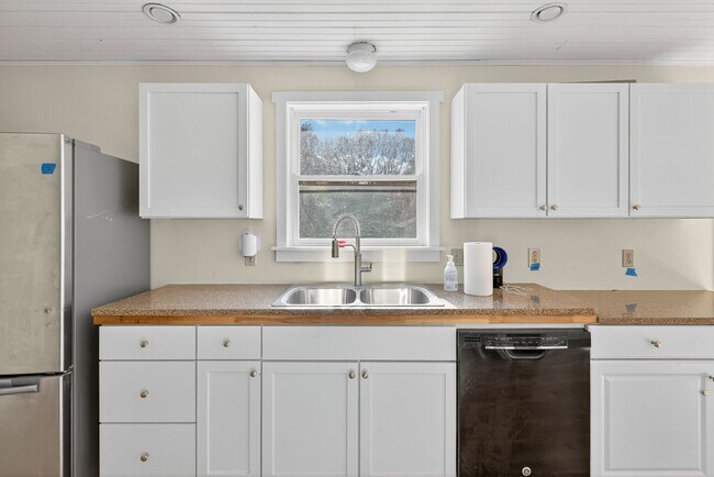 Foto del edificio - 132 Furnace Ave