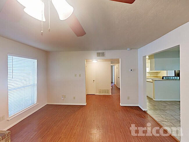 Building Photo - 1226 Meadow Creek Dr