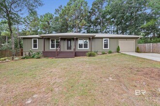 Building Photo - 218 Ridgewood Dr