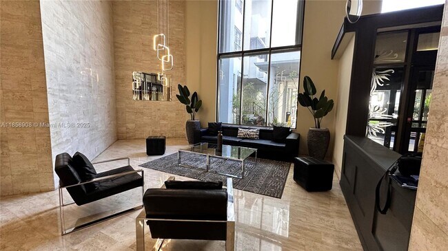Foto del edificio - 2750 NE 183rd St