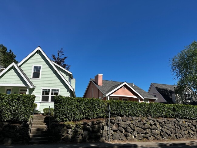 Foto del edificio - 19445 1st Ave NE