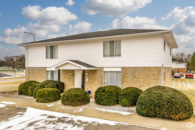 Building Photo - Thomas White Apartments*