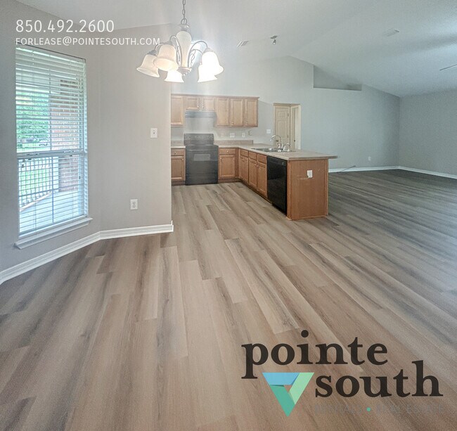 Foto del edificio - 11730 Madrone Ln
