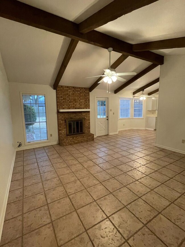 Building Photo - 3 br, 2 bath House - 231 Pomeroy