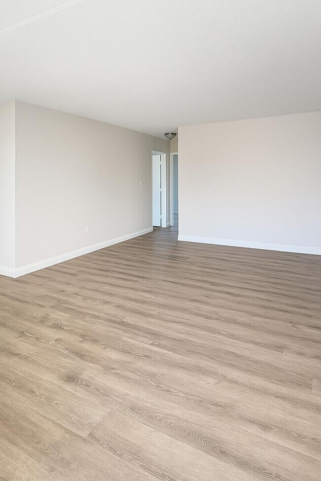 Foto del edificio - 2708 Vandiver Dr