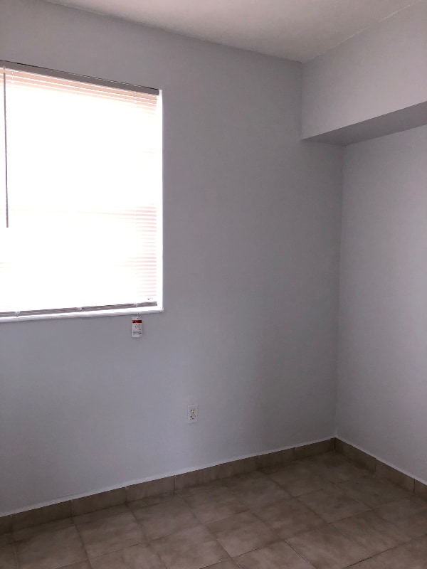 Building Photo - 1715 SW 67th Ct