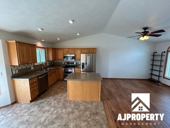 Foto del edificio - 4604 S Dunlap Ave
