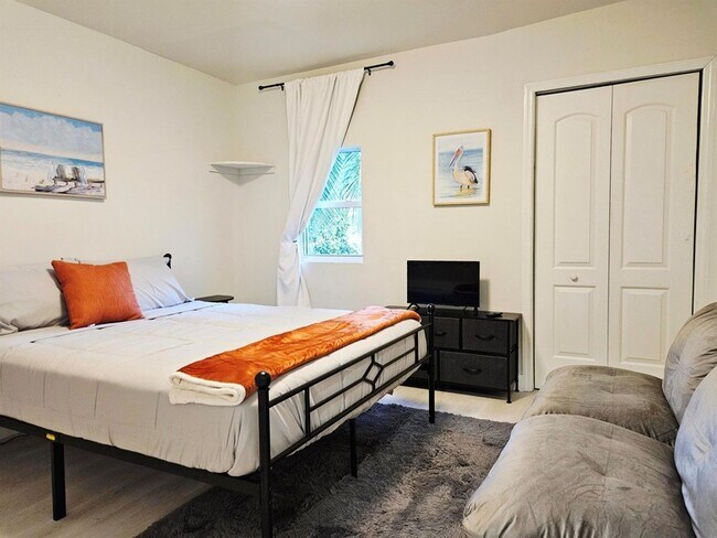 Foto del edificio - 719 Briggs St