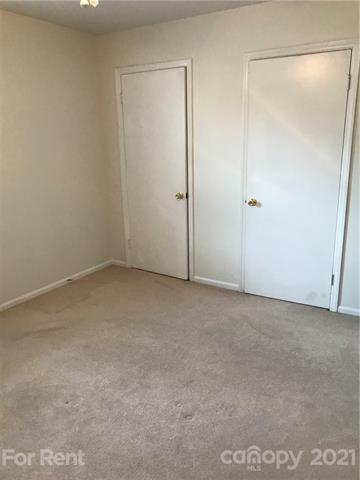 Building Photo - 6810 Farmingdale Dr