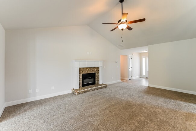 Building Photo - 74 Heartland Cir