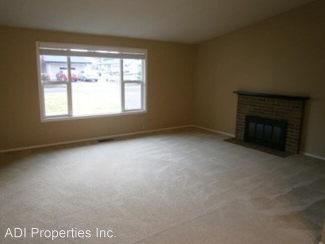 Building Photo - 3 br, 1 bath House - 245 SW 130th Ave.