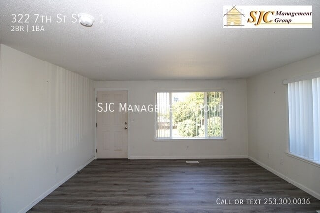 Building Photo - 322 7th St SW