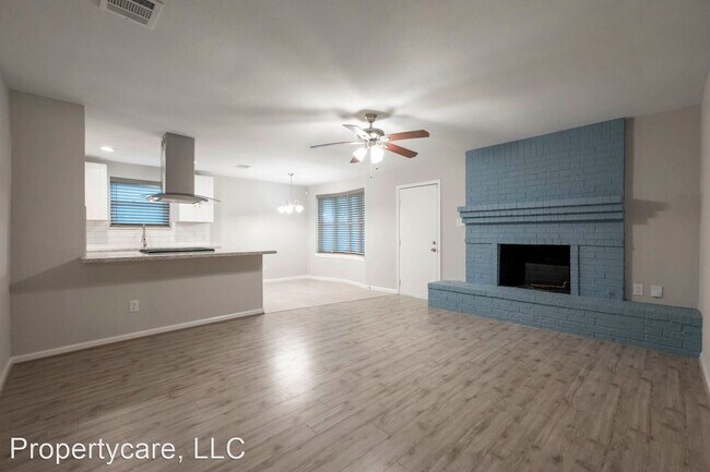 Building Photo - 3 br, 2 bath House - 10119 Sagedowne Ln.