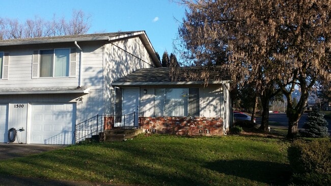 Building Photo - 1500 Coffey Ln