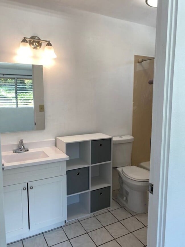 Foto del edificio - 1 BEDROOM, 1BATH UNIT UTILITIES INCLUDED-PEARLCITY