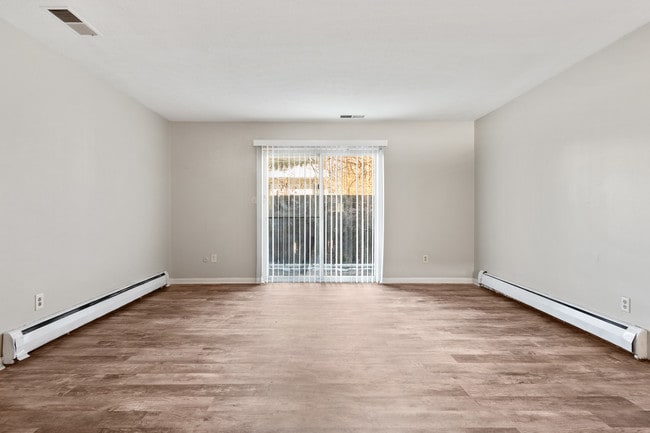 Living Room - 2373 Belcher Dr
