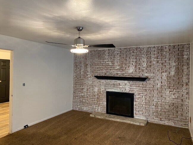 Foto del edificio - 2881 Benchwood Rd