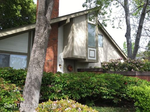 Primary Photo - 10666 Escobar Dr