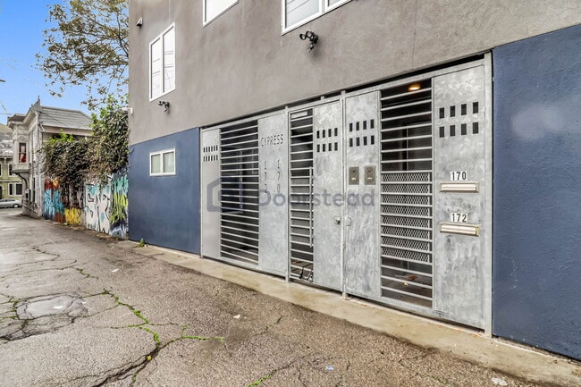 Building Photo - 170 Cypress St