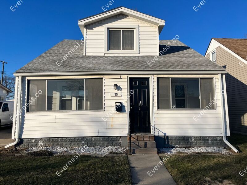 Foto principal - 79 E Guthrie Ave