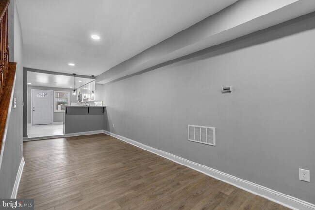 Foto del edificio - 1213 Washington Blvd