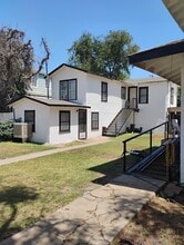 Building Photo - 507 Gidding St