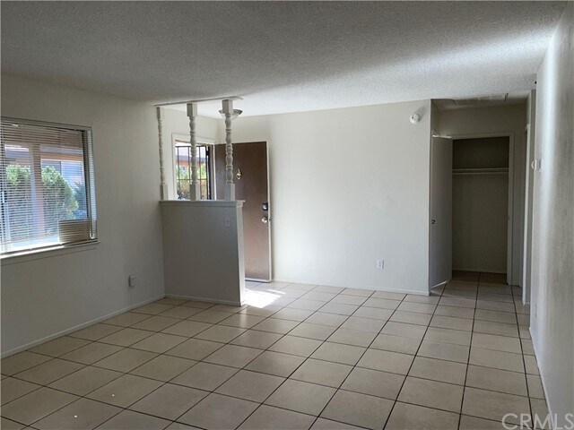 Building Photo - 15862 Green Hill Dr