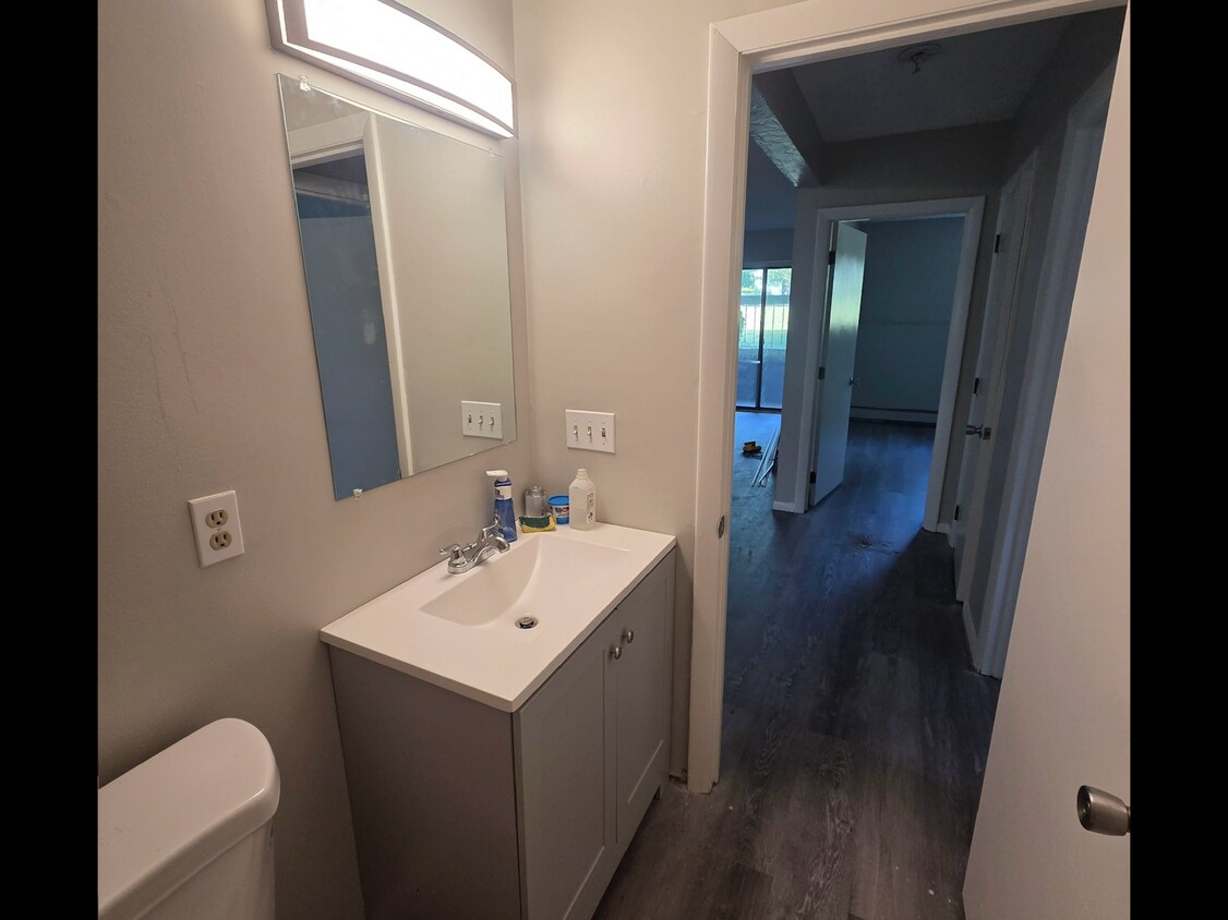 Foto principal - 176 Pleasant St
