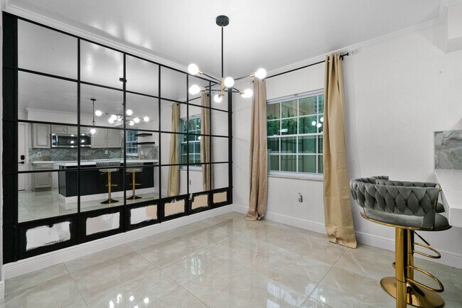 Foto del edificio - 1276 Richmond Rd