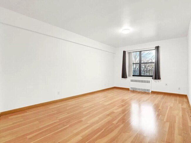 Foto del edificio - 138-12 28th Rd