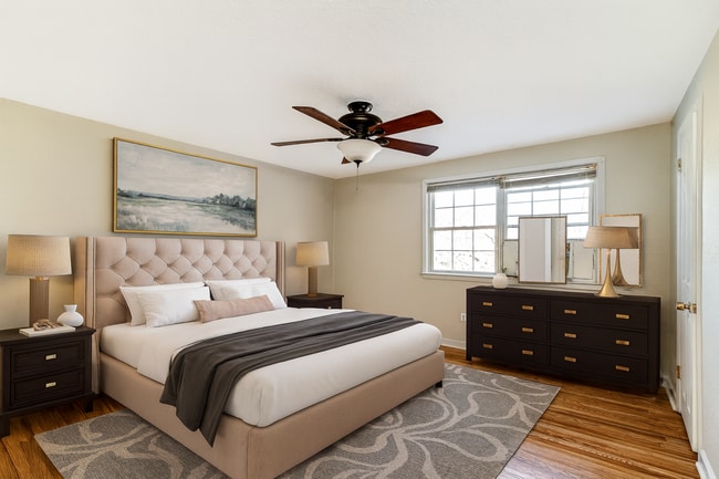 Building Photo - BIG THREE BEDROOM HOUSE FOR RENT ON 7TH ST...