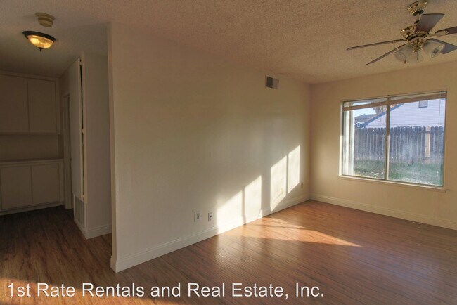 Foto del edificio - 3 br, 2 bath House - 1158 Minerva Ct