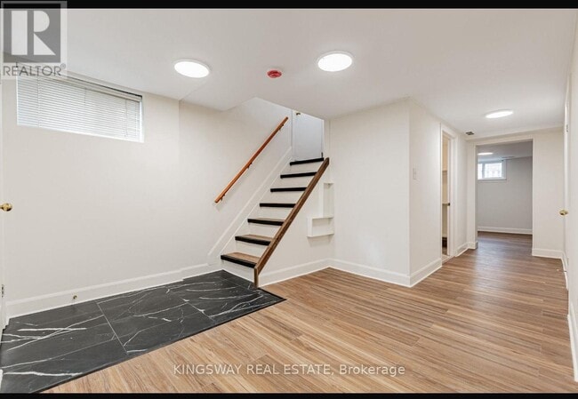 Building Photo - 26 Reid Manor