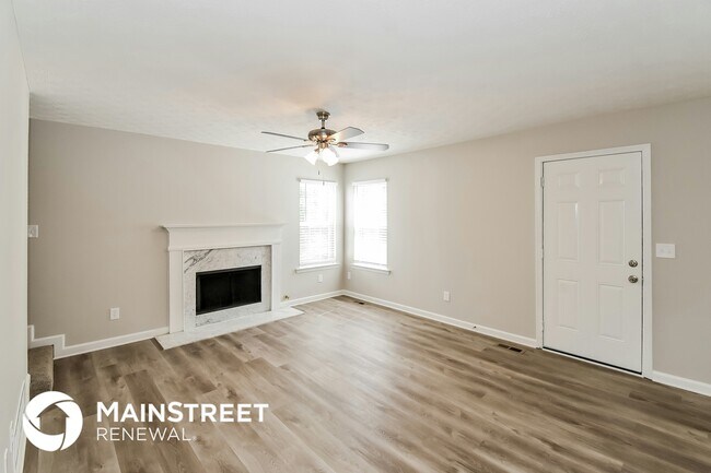 Foto del edificio - 273 Lenox Ct