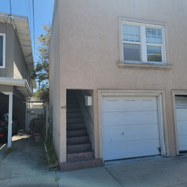 Building Photo - 6401 Fairmount Ave
