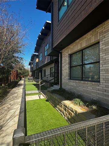 Building Photo - 5607 Belmont Ave