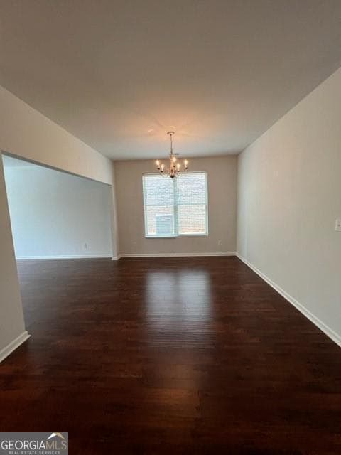 Building Photo - 541 Tulip Ln